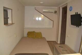 Апарт-отели Apartment Furtseladze Тбилиси Апартаменты с 1 спальней-23